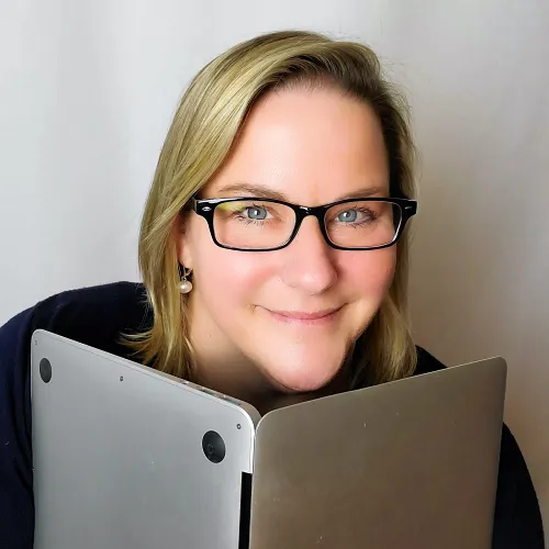 Dr. Laura L. Walsh